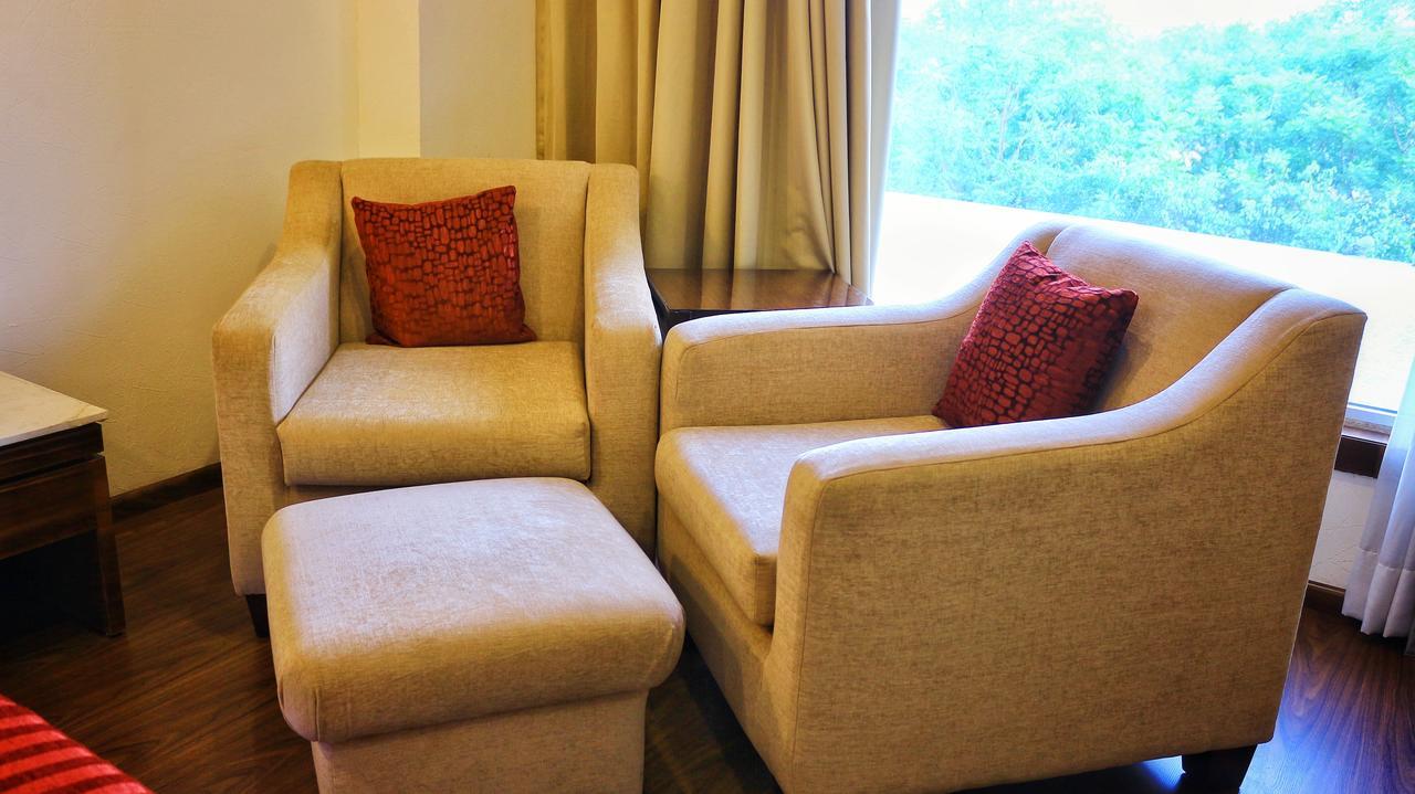 City Park Resort Bahādurgarh Eksteriør billede